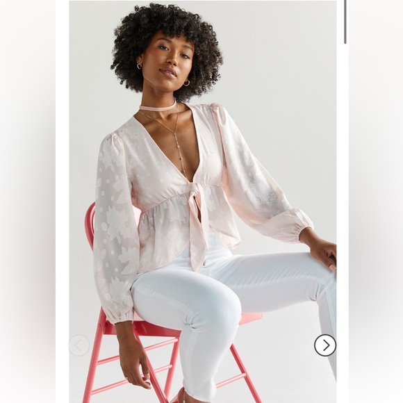 Francesca’s Christina Jacquard Tie Front Blouse - Picture 1 of 13